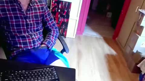 nicecck24 online show from 11.19.25