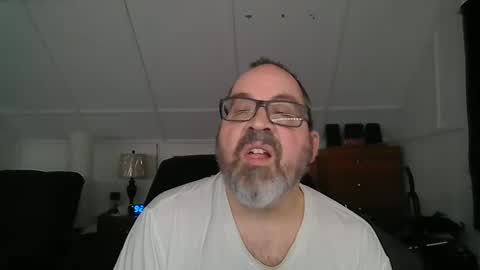 Snapshot of niceguy7208 chatting on 12.23.24 niceguy7208 online show from 12.23.24