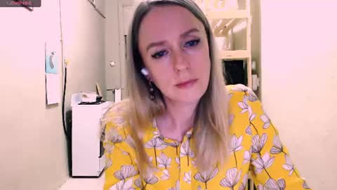 Snapshot of nicekat chatting on 07.18.26 Kathrine online show from 07.18.26