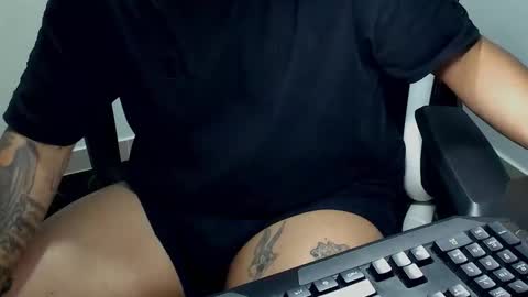 Camila And Steeven online show from 10.24.25