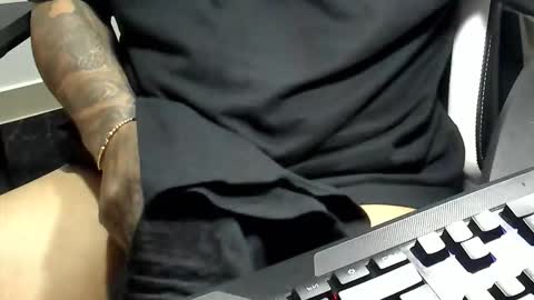 Camila And Steeven online show from 11.15.25