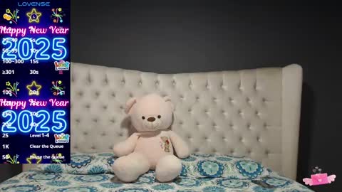 Nichole online show from 01.07.25