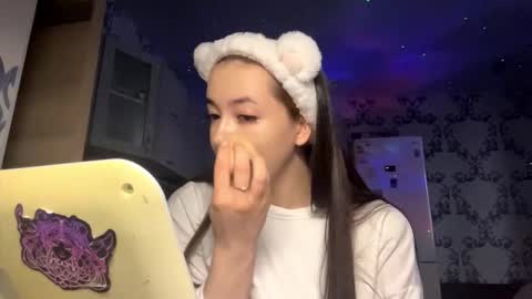 Ellie online show from 11.02.25