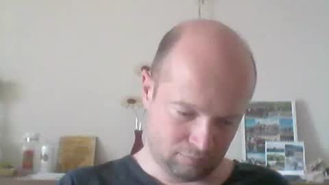Snapshot of nick1990b chatting on 04.01.26 nick1990b online show from 04.01.26