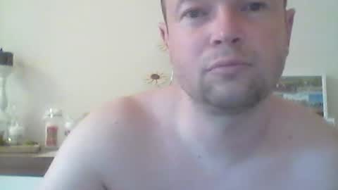 Snapshot of nick1990b chatting on 04.16.26 nick1990b online show from 04.16.26