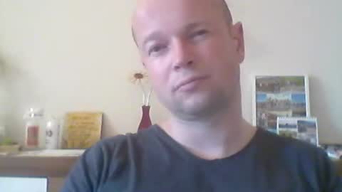 Snapshot of nick1990b chatting on 04.27.26 nick1990b online show from 04.27.26