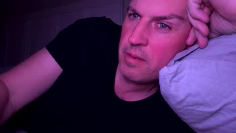 nick578320 online show from 09.11.25