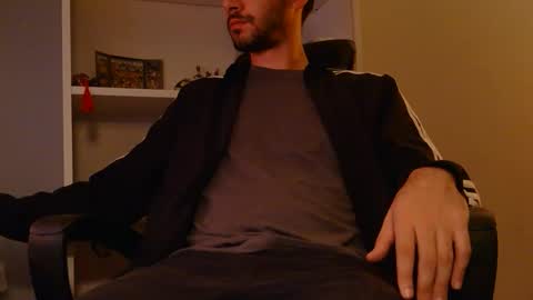 Snapshot of nickbok11 chatting on 11.12.25 nickbok11 online show from 11.12.25