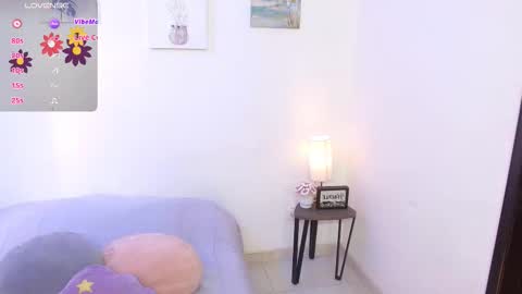 Nicole Silvermoon online show from 11.28.25