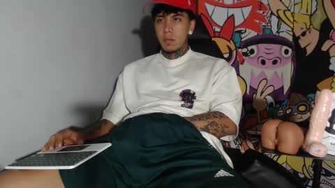 Nickhot0609 online show from 03.12.25