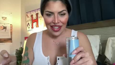 Nicki Marie online show from 01.20.25