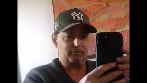 Snapshot of nickincali chatting on 12.16.24 nickincali online show from 12.16.24