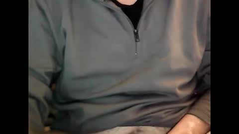 Snapshot of nickincali chatting on 02.02.25 nickincali online show from 02.02.25