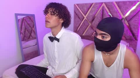 Snapshot of nickolas_moon chatting on 02.06.25 Nickolas Muoz online show from 02.06.25