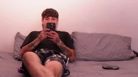 Snapshot of nicky_and_blake chatting on 03.03.25 nicky and blake online show from 03.03.25