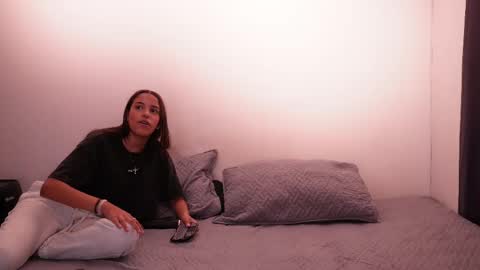 Snapshot of nicky_and_blake chatting on 03.04.25 nicky and blake online show from 03.04.25