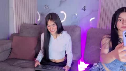 Snapshot of nicky_as chatting on 04.14.26 nicky_as online show from 04.14.26