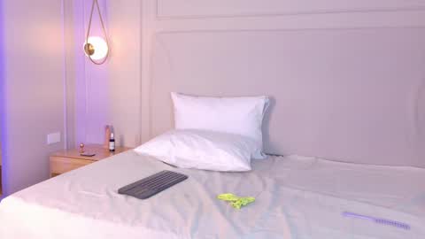 nicky_belmonth online show from 12.27.24