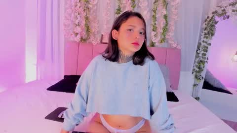 Snapshot of nicky_bonny18 chatting on 01.14.26 nicky_bonny18 online show from 01.14.26