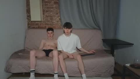 Snapshot of nicky_mart chatting on 04.25.26 Nicki Danny online show from 04.25.26