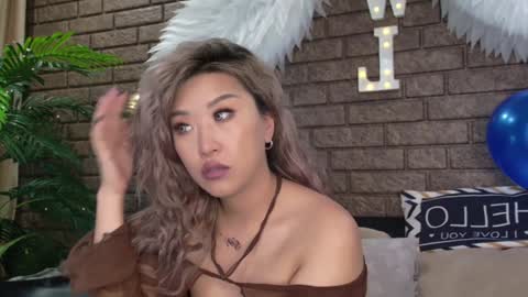 Today is my 41st birthday  And in 2 hours Im waiting for you on the stream Stock up on tokens and a good mood Nicky online show from 12.09.24