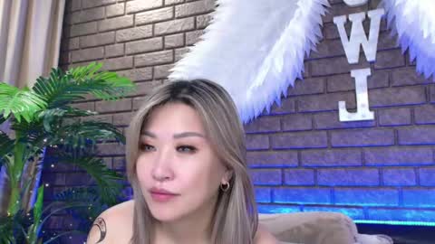 Today is my 41st birthday  And in 2 hours Im waiting for you on the stream Stock up on tokens and a good mood Nicky online show from 03.09.25