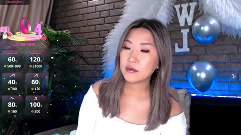 Snapshot of nicky_owl chatting on 03.20.26 Today is my 41st birthday And in 2 hours Im waiting for you on the stream Stock up on tokens and a good mood Nicky online show from 03.20.26