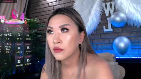Snapshot of nicky_owl chatting on 04.17.26 Today is my 41st birthday And in 2 hours Im waiting for you on the stream Stock up on tokens and a good mood Nicky online show from 04.17.26