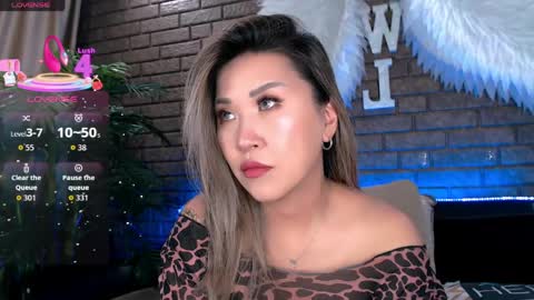 Snapshot of nicky_owl chatting on 05.20.26 Today is my 41st birthday And in 2 hours Im waiting for you on the stream Stock up on tokens and a good mood Nicky online show from 05.20.26