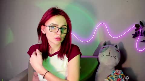 Nicky Weekends online show from 12.10.24