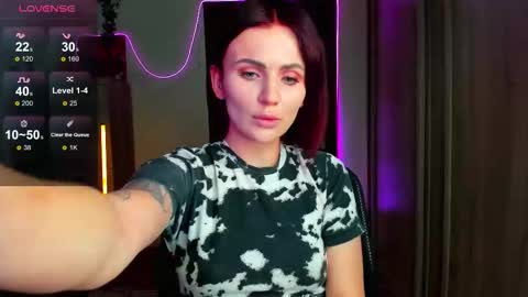 Nicky Weekends online show from 09.13.25