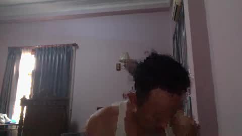 Snapshot of nickyang75 chatting on 12.23.24 nickyang75 online show from 12.23.24