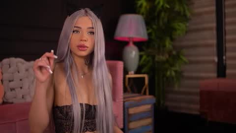 Nicky online show from 10.31.25