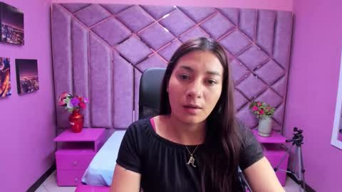 Nicky Miler online show from 11.10.25