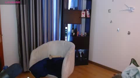 Nicky online show from 02.21.25