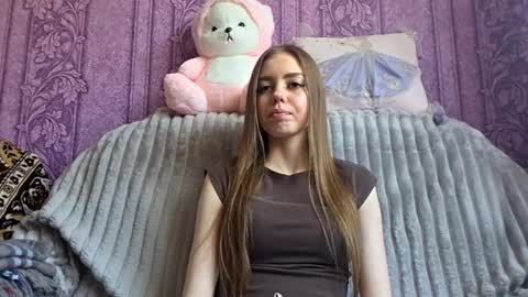 Snapshot of nickyzahl chatting on 05.25.26 Emily online show from 05.25.26