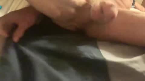 Snapshot of nickzoos3 chatting on 12.22.25 Nick Zoos online show from 12.22.25