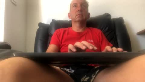 Snapshot of nico181969 chatting on 10.05.25 Nico online show from 10.05.25