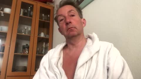 Nico online show from 04.04.26