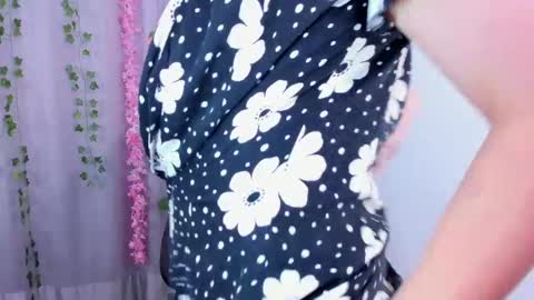 Snapshot of nico_lette_ chatting on 02.15.25 Nico online show from 02.15.25