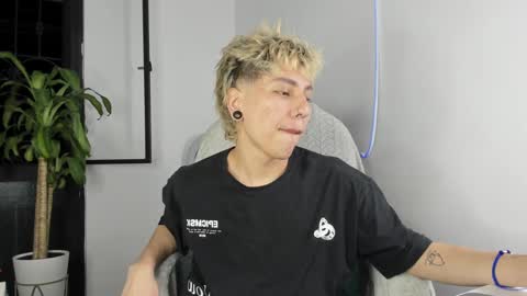 Nico  online show from 09.20.25