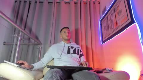 Nicolas online show from 03.21.26