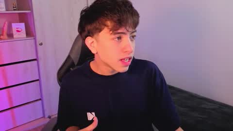 Nicolas online show from 09.22.25