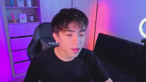 Nicolas online show from 10.20.25