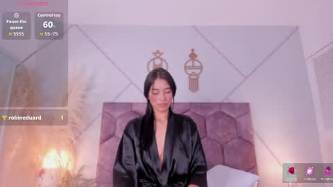 Snapshot of nicol_giraldo chatting on 05.12.26 Nicol online show from 05.12.26