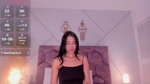 Snapshot of nicol_giraldo chatting on 05.20.26 Nicol online show from 05.20.26