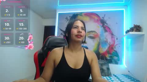 Snapshot of nicol_ross19 chatting on 04.16.26 nicol_ross19 online show from 04.16.26