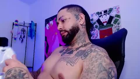 Snapshot of nicolas_torres99 chatting on 06.18.26 nicolas online show from 06.18.26