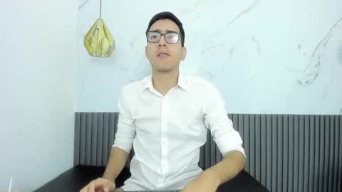 nicolasfine online show from 01.09.26