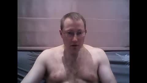 Snapshot of nicolaslapin87 chatting on 03.31.26 nicolaslapin87 online show from 03.31.26